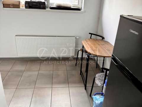комерційна за адресою Казимира Малевича вул. (Боженка), 8Б
