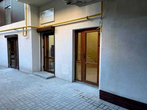 комерційна за адресою Глубочицкая, 13