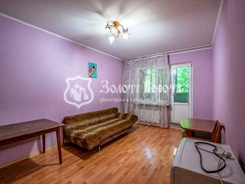 квартира за адресою Анни Ахматової вул., 19