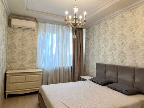 квартира за адресою Київ, Василя Тютюнника вул. (Анрі Барбюса), 37/1