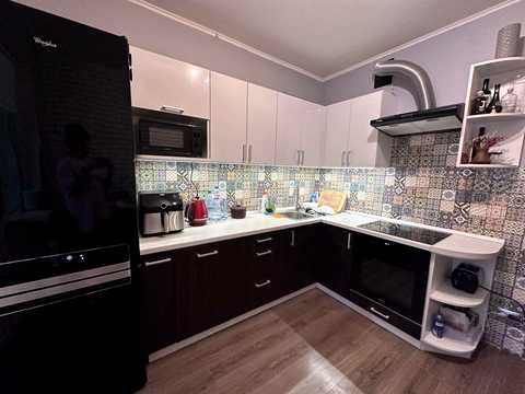 квартира за адресою Софії Русової вул., 3