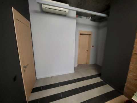 комерційна за адресою Гоголівська вул., 14