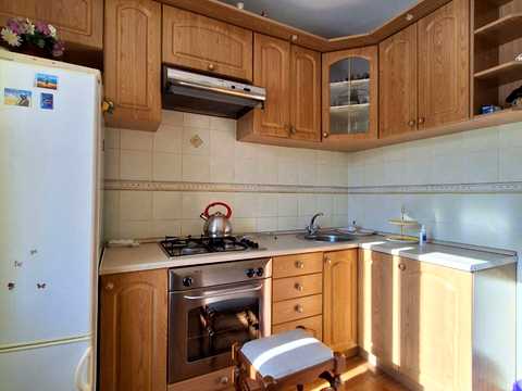 квартира за адресою Каштанова вул., 3