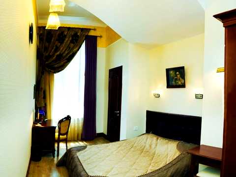 квартира за адресою Дерибасівська вул., 12