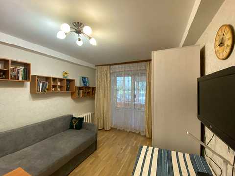 квартира за адресою Леся Курбаса просп., 12