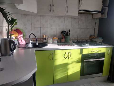 квартира по адресу Строителей ул., 8