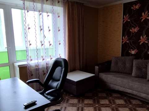 квартира за адресою Михайла Лушпи просп. (Космонавтів), 52