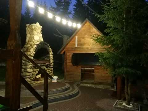 комерційна за адресою Довгий грунь, 1