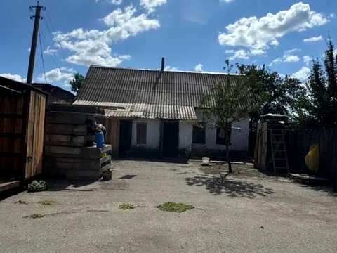 комерційна за адресою Межева, 1