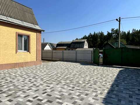 будинок за адресою Дачна, 10