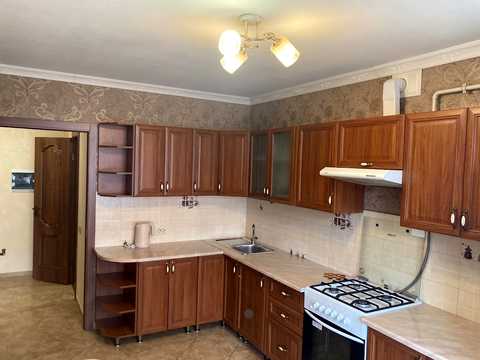квартира по адресу Шкільна ул., 5