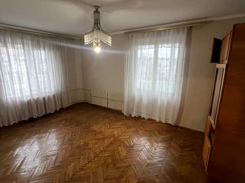 квартира за адресою Степана Бендери, 10/3