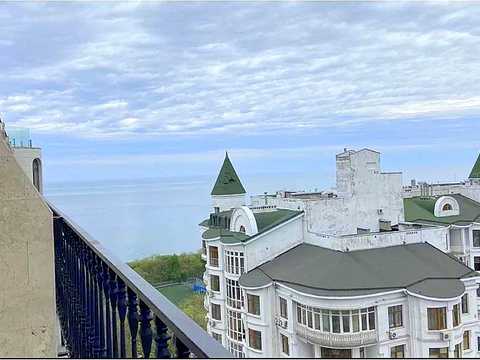 квартира по адресу Вице-адмирала Азарова ул. (Вице-адмирала Азарова), 6