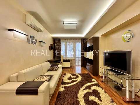 квартира за адресою Панаса Мирного вул., 28-А