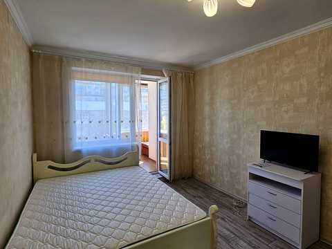 квартира за адресою Святошинська вул., 27