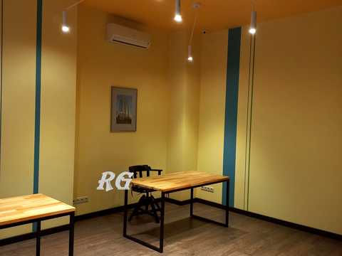 комерційна за адресою Золотоустівська вул., 47-49