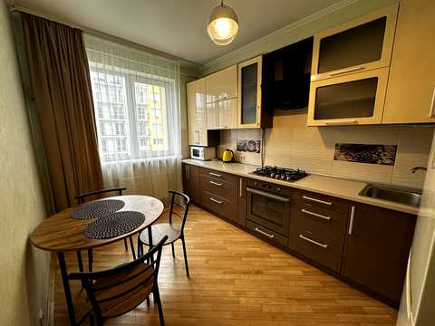квартира по адресу Князя Святослава пл., 5