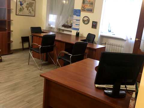 комерційна за адресою Саксаганського вул., 31