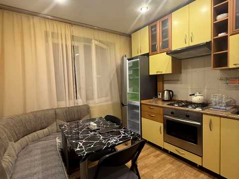 квартира по адресу Героев просп., 33