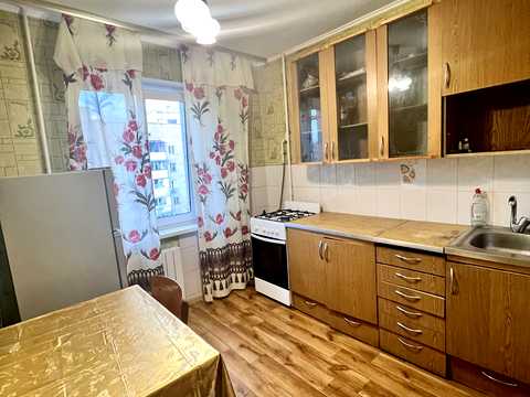 квартира за адресою Миколи Бажана просп., 5-Б