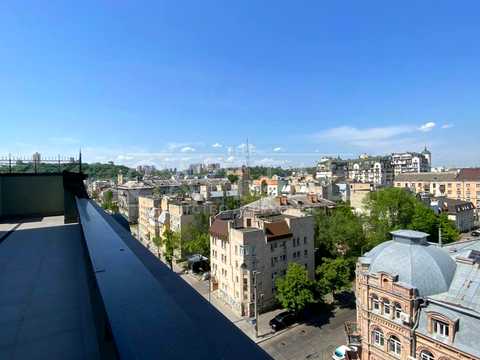комерційна за адресою Спаська вул., 26/14