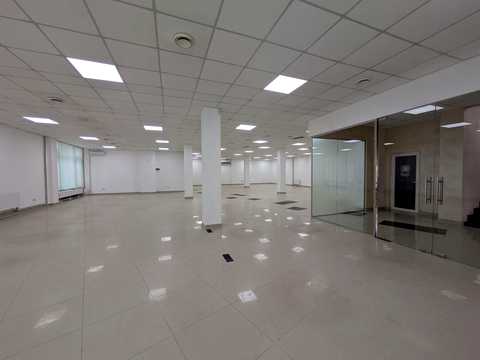 комерційна за адресою Тичини вул., 7