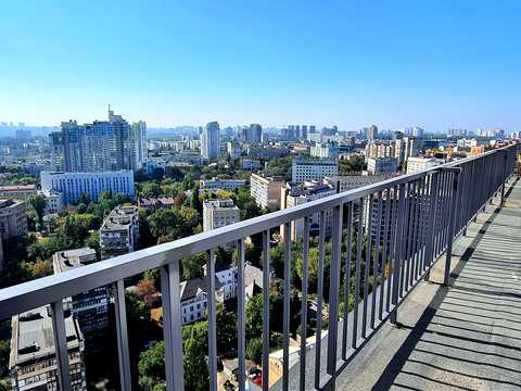 коммерческая по адресу Загоровская ул. (Багговутовская), 25