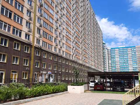 квартира за адресою Перлинна вул., 49