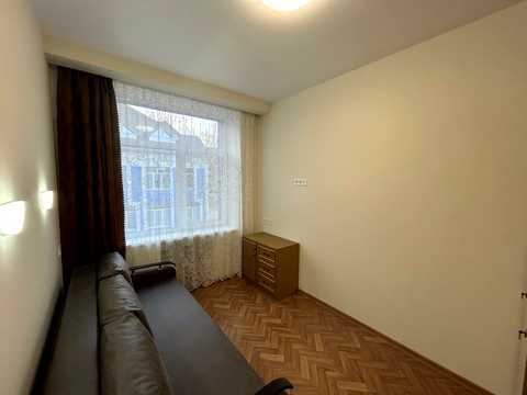 квартира по адресу Космонавтів ул., 7