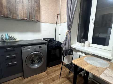 квартира за адресою Миру просп., 6