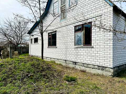 дом по адресу Центральная ул. (Октябрьская)