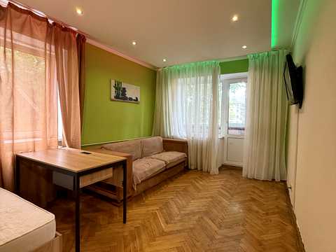 квартира за адресою Парково-Сирецька вул. (Тимофія Шамрила), 3