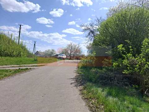 ділянка за адресою с. Макіївка, Лісова, 16