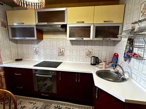 квартира за адресою Стадіонна вул., 6