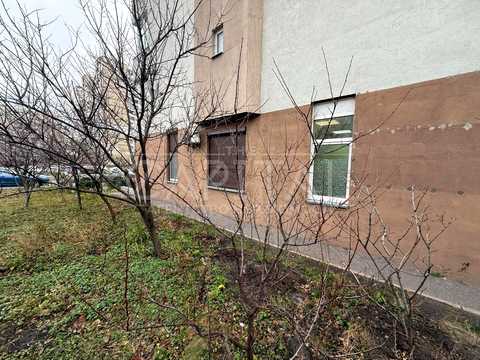 комерційна за адресою Градинська вул., 11
