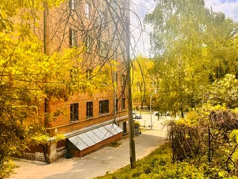 ділянка за адресою Правобережна вул., 18