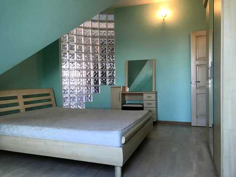 квартира за адресою Середньофонтанська вул., 19б