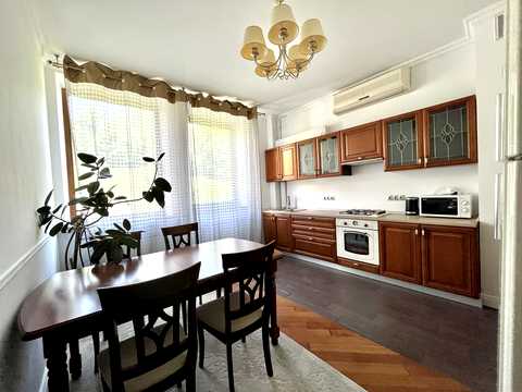 квартира по адресу Докучаевский пер., 4