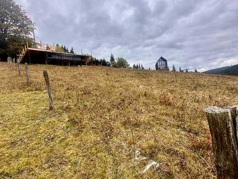 ділянка за адресою с. Поляниця, 