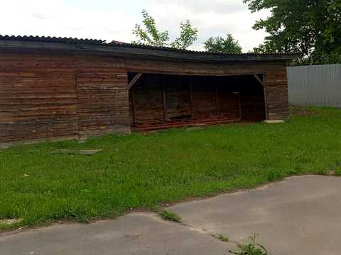 коммерческая по адресу Центральна, 4