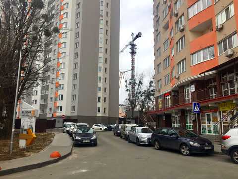 квартира за адресою Михайла Максимовича вул. (Онуфрія Трутенка), 3