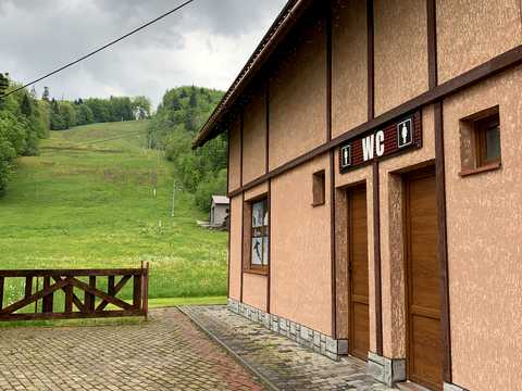 комерційна за адресою Центральна, 50