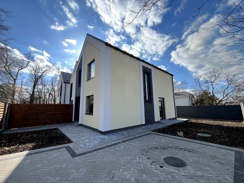 дом по адресу 10 лінія