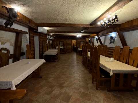 комерційна за адресою Пасічна вул., 43а