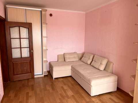 квартира за адресою Милославська вул., 12