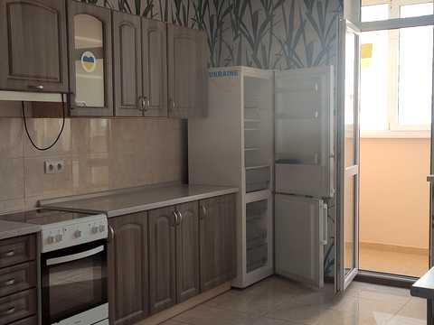 квартира по адресу Сім'ї Кульженків ул. (Петра Дегтяренка), 35