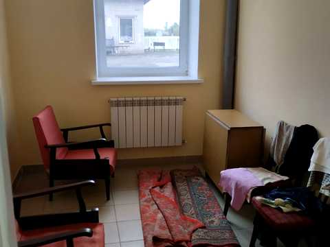 комерційна за адресою Центральна, 1