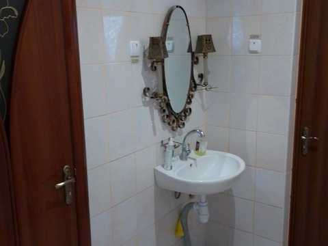 комерційна за адресою Андрея Шептицького вул., 5