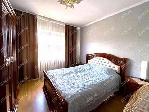 дом по адресу Героїв Крут ул., 1