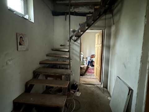 дом по адресу центральна